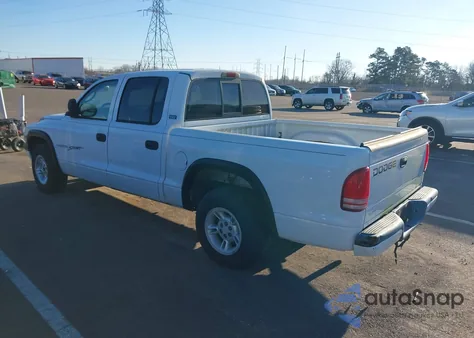 2000 Dodge Dakota Slt/Sport from USA, damaged, VIN 1B7GL2AX0YS648421